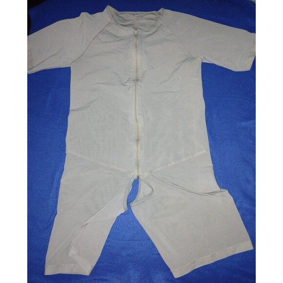 Veronique Design Compression Bodysuit w Sleeve 1pc - Picture 4 of 9